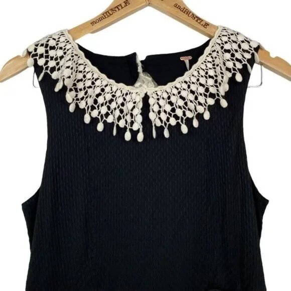 FREE PEOPLE OPEN BACK WAFFLE‎ TEXTURE CROCHET NECKLINE BLACK DRESS MEDIUM-EUC - Picture 4 of 9